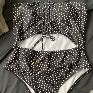 One piece bathing suit